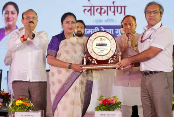 Delhi Opens 200-Tonne Biogas Plant to Turn Cow Dung Into Fuel