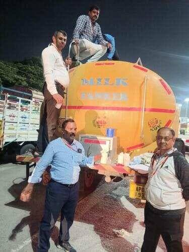 FSSAI Cracks Down on Cheap Milk Entering Bengaluru