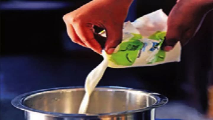 17 million Artificial Insemination missing-shortage of milk in India