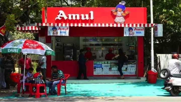 High Profit Business Idea , Take Amul Franchise