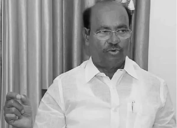 Private players lowering milk procurement price, says Ramadoss; urges DMK govt to form regulatory panel