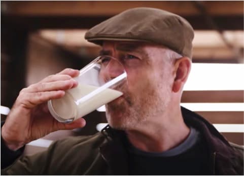 ‘MOOve On, Dairy Farmers!’: PETA’s Pro-Cow Message