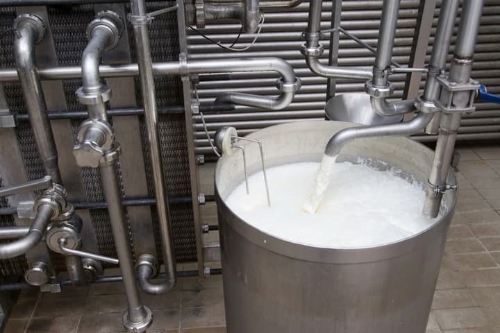Pasteurization reduces H5N1 in milk, verification needed.