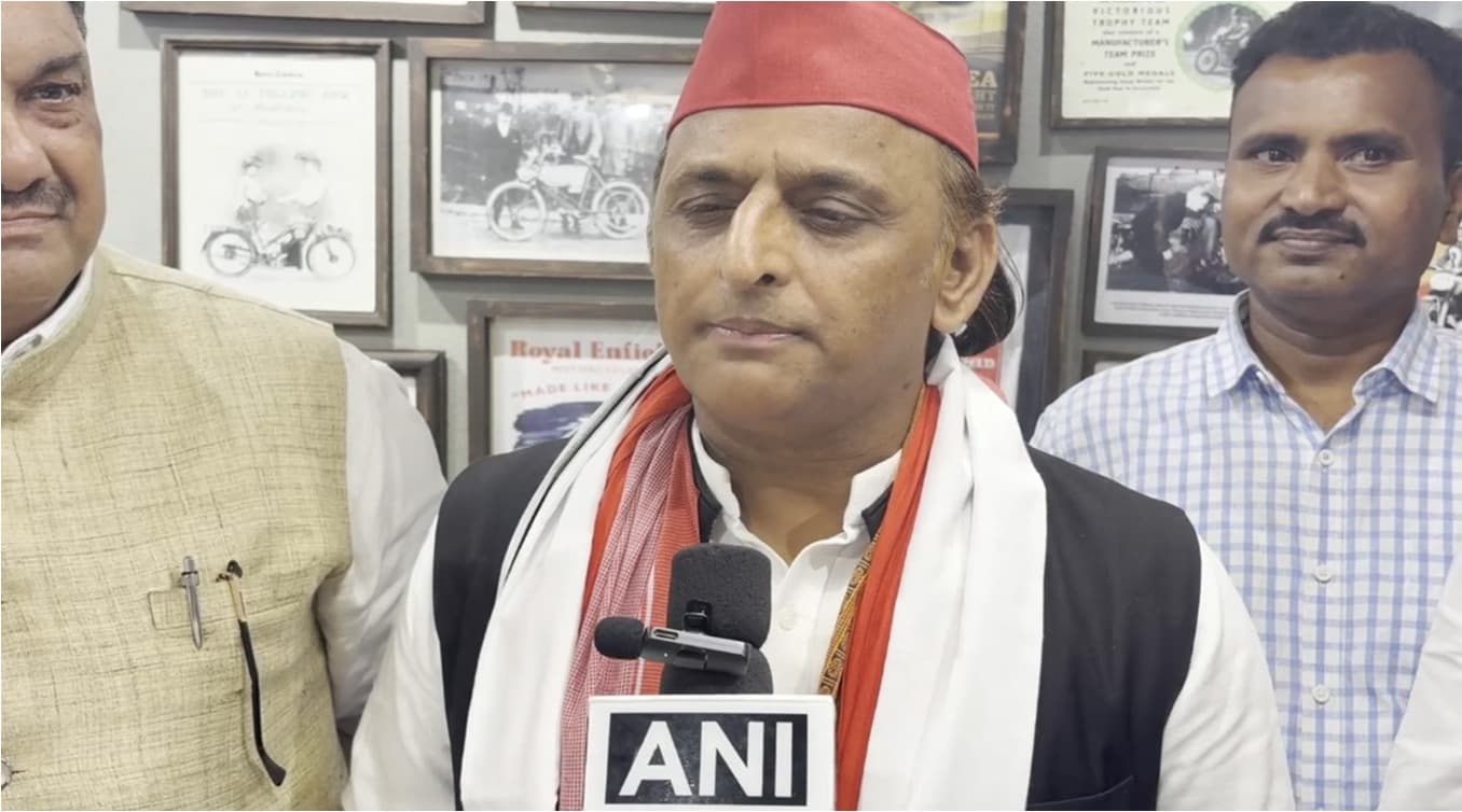 Akhilesh Yadav seeks 'white paper' on Parag milk plants
