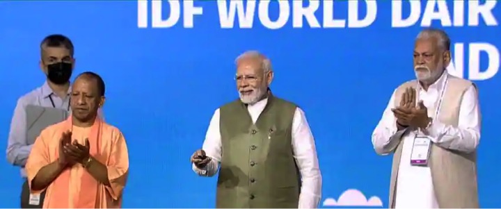PM Modi inspiring inaugural Address in World Dairy Summit 2022 - Dairy News 7X7